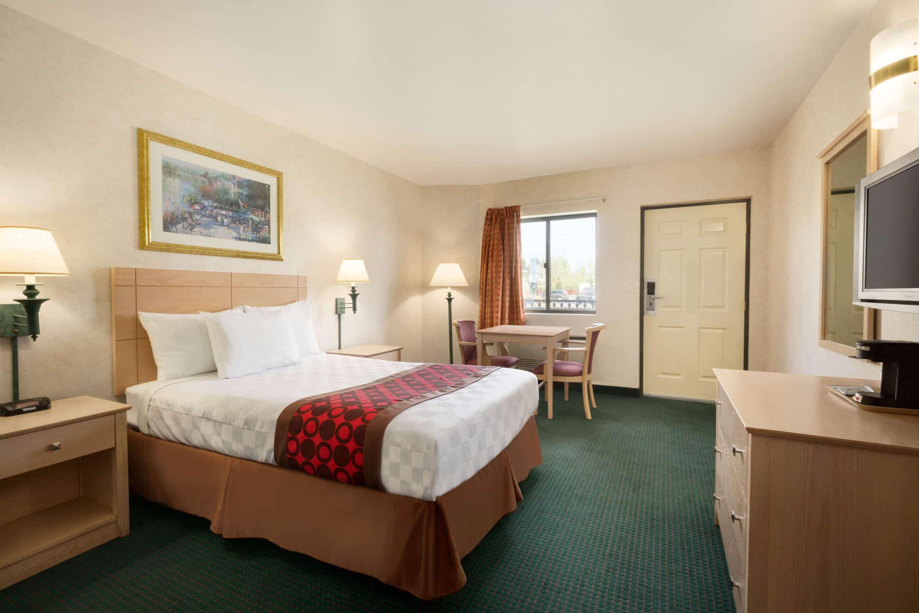 Travelodge By Wyndham Niagara Falls - New York Dış mekan fotoğraf